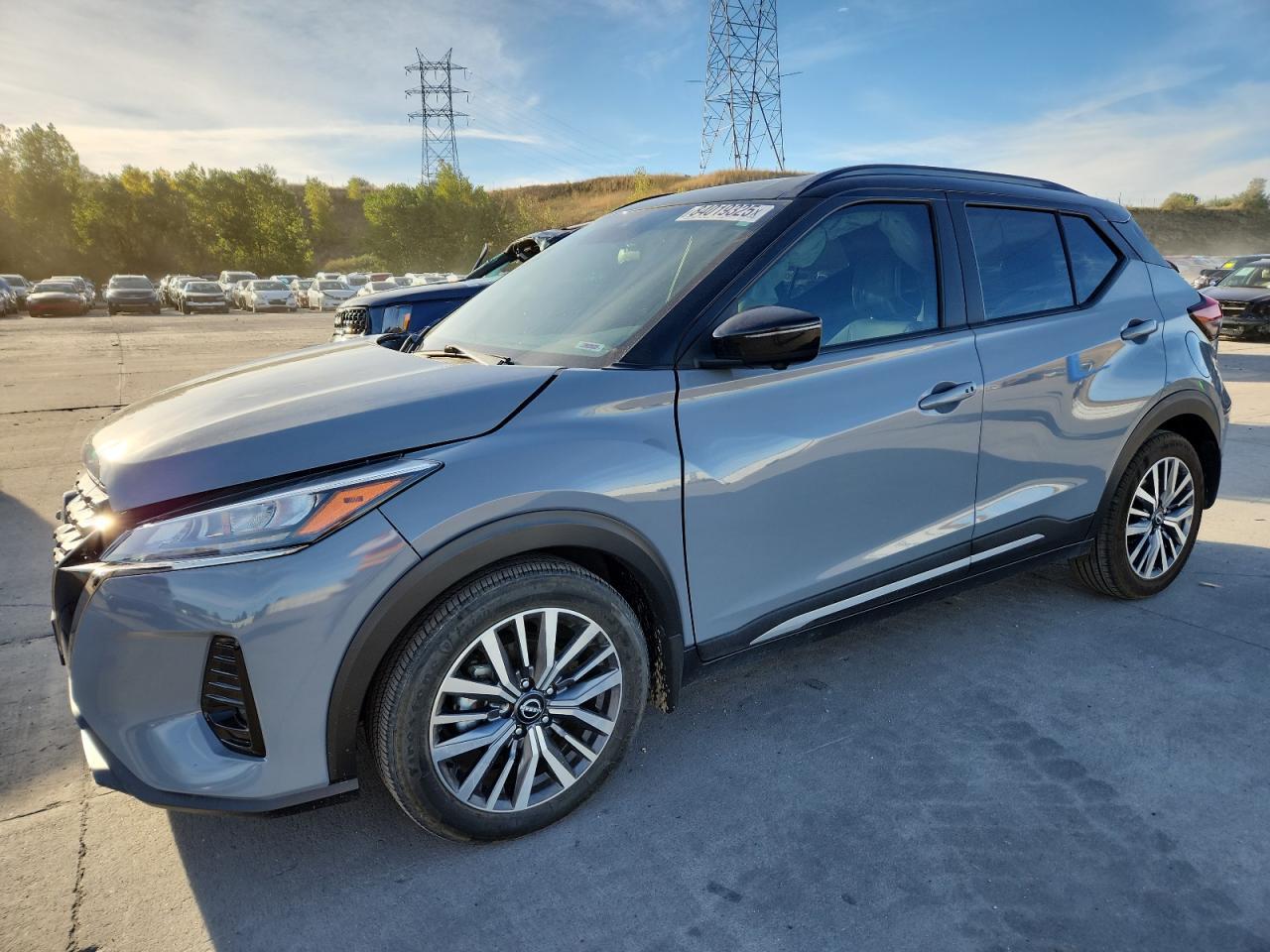 2023 NISSAN KICKS
