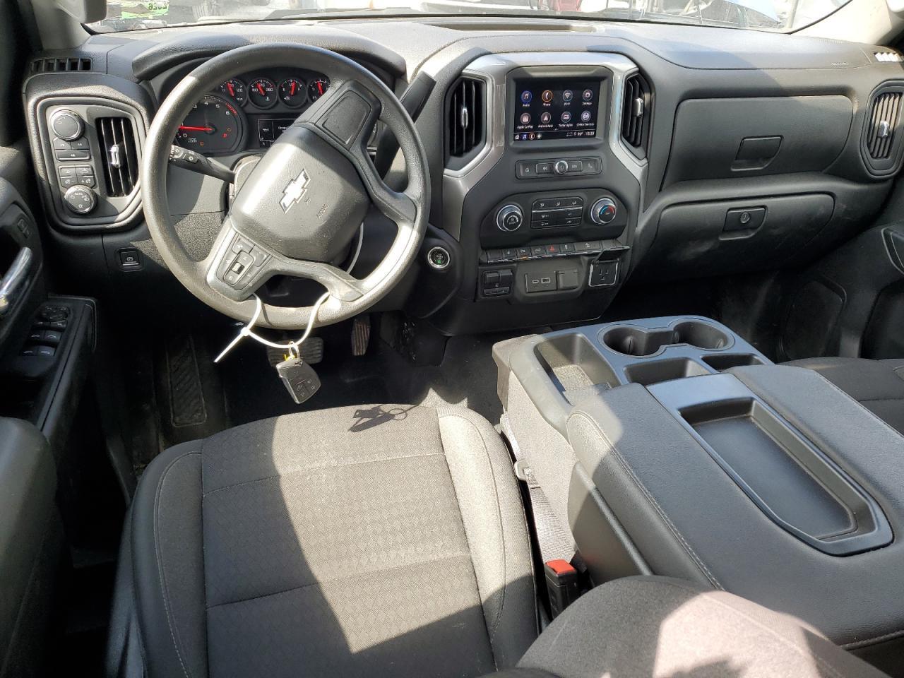 2024 CHEVROLET Silverado