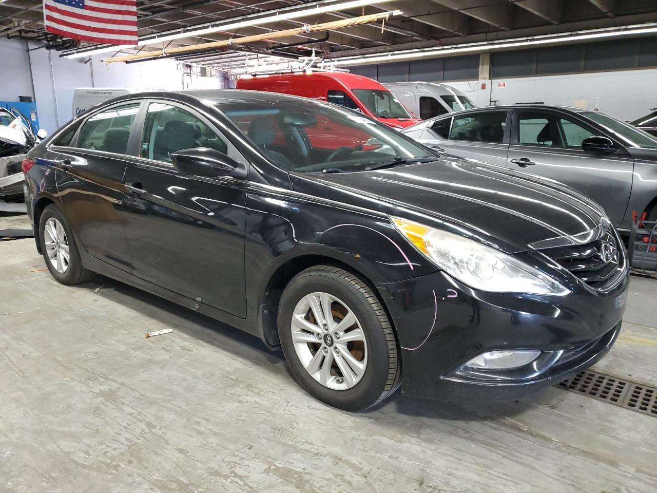 2013 HYUNDAI SONATA
