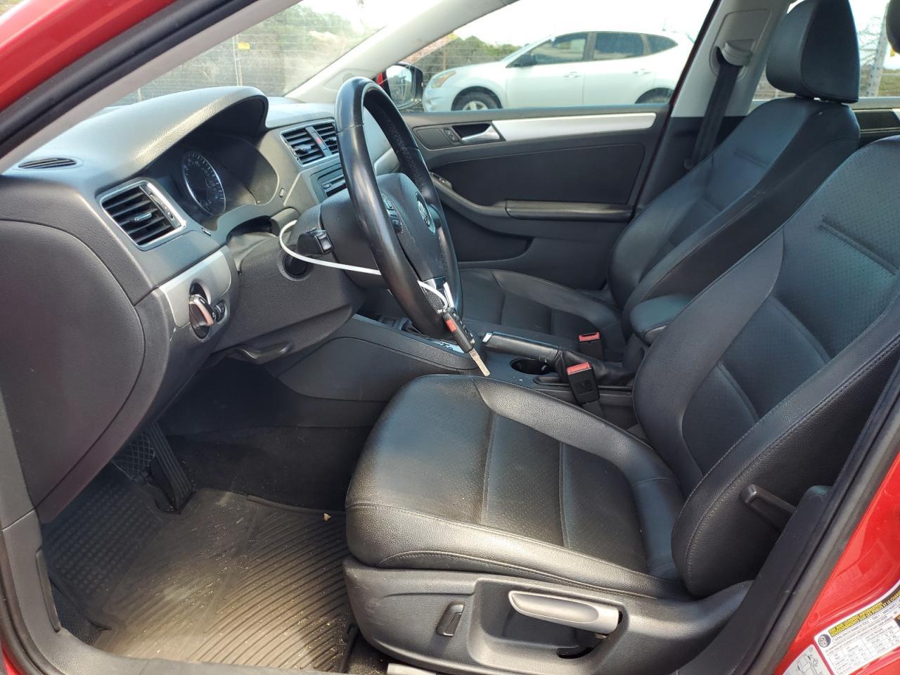 2013 VOLKSWAGEN JETTA