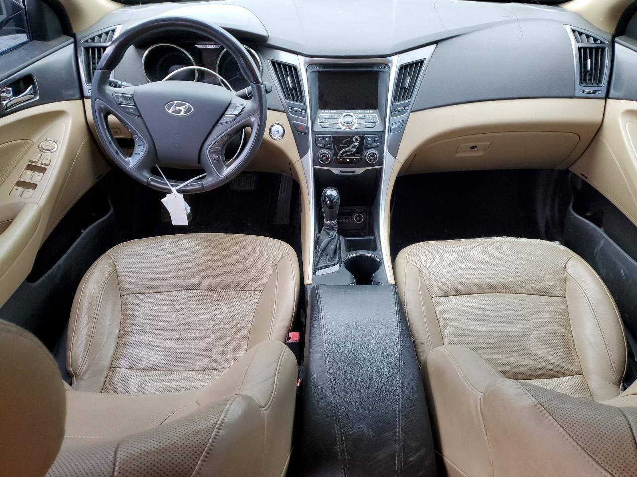 2011 HYUNDAI SONATA