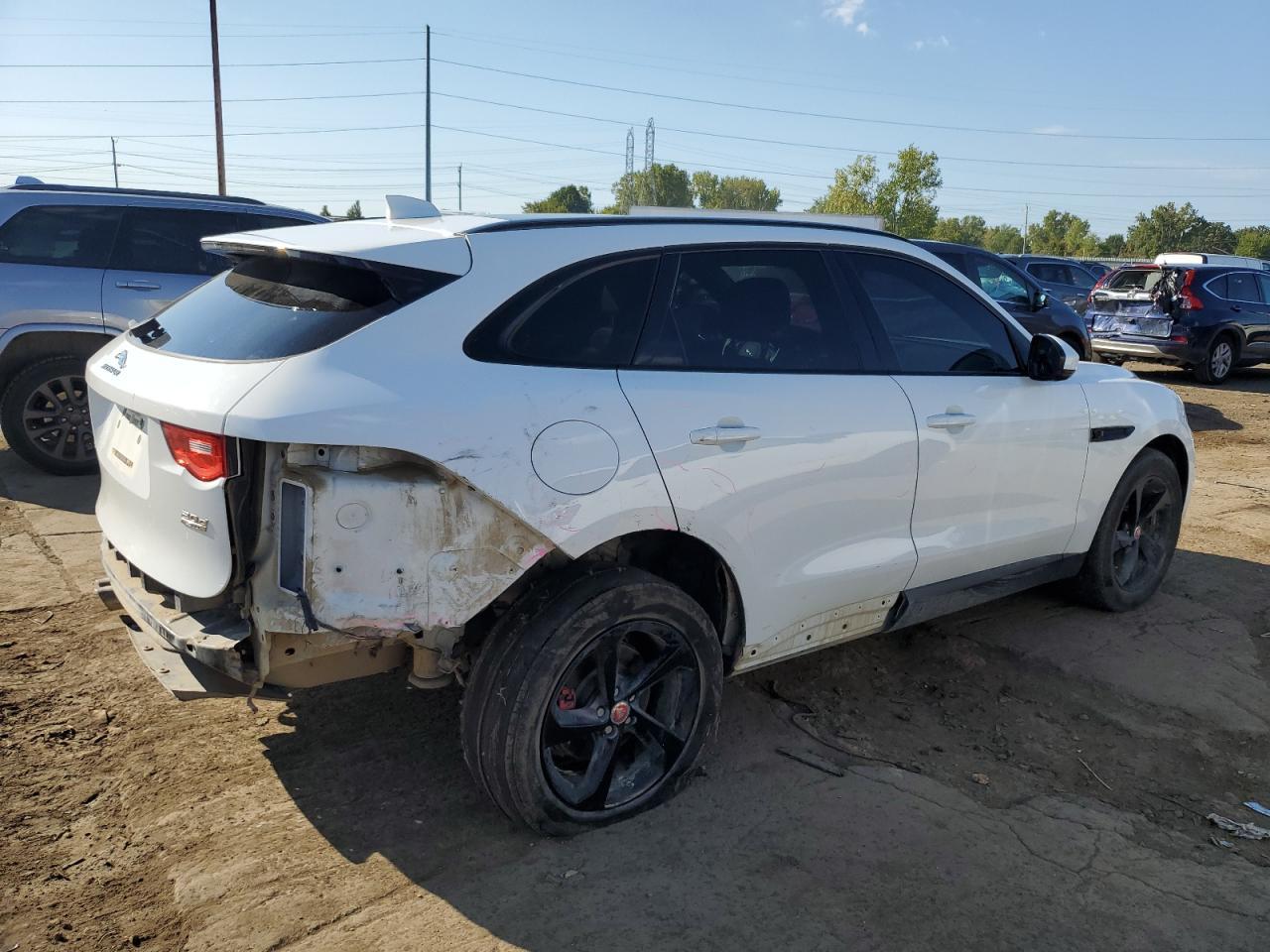 2019 JAGUAR F-Pace