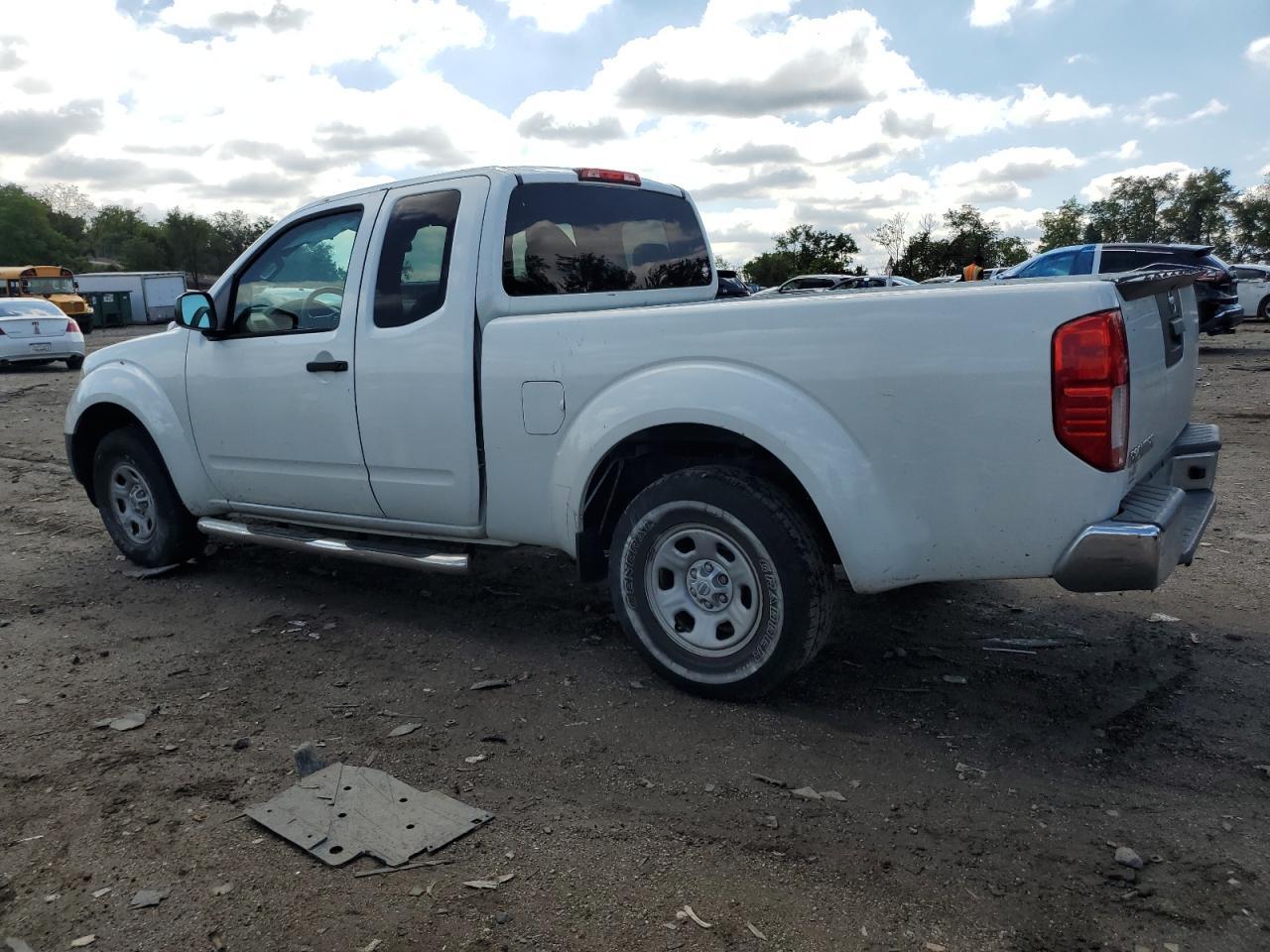 2016 NISSAN Frontier