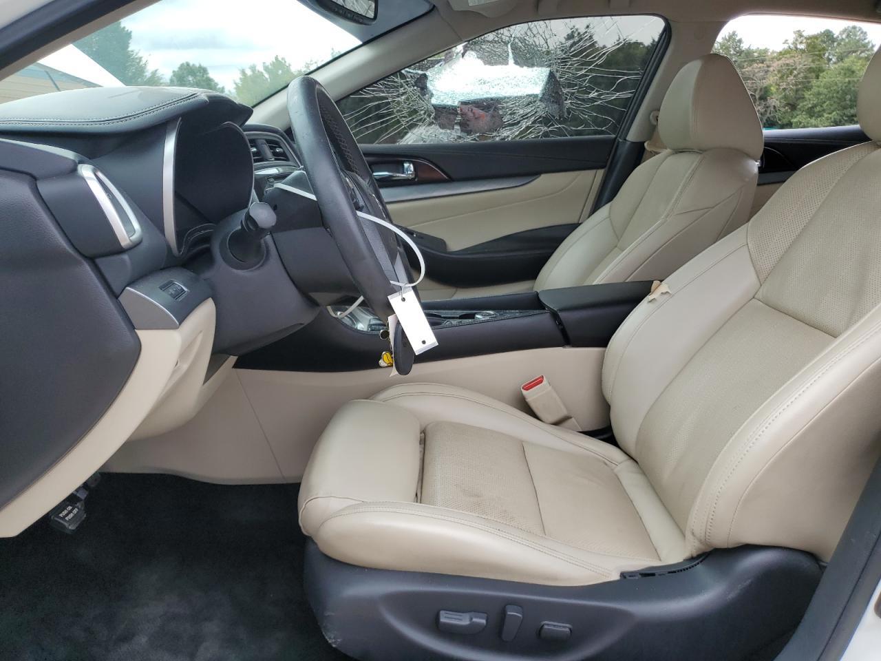 2017 NISSAN Maxima