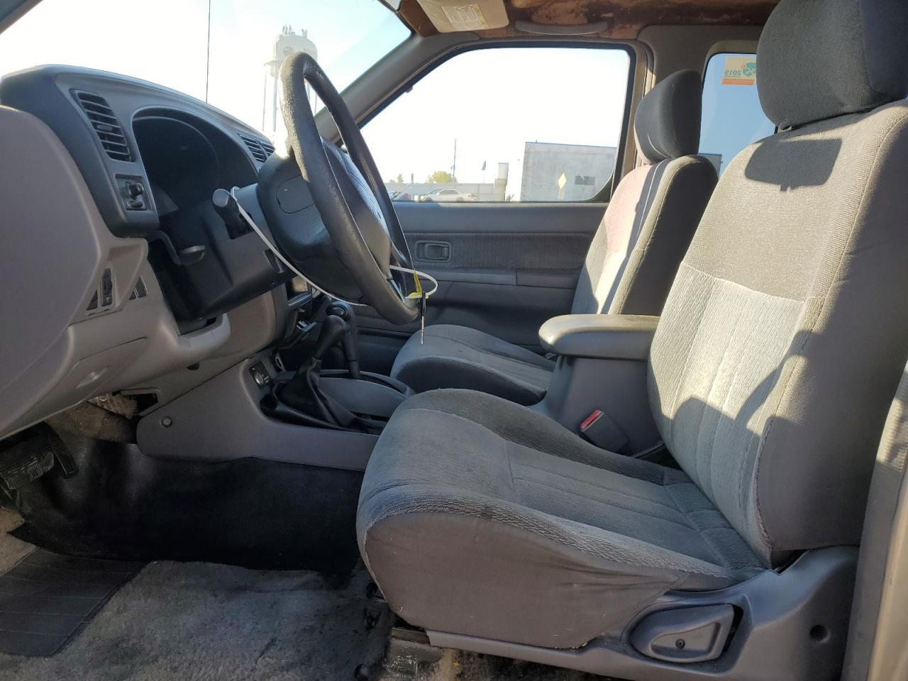 2000 NISSAN Frontier