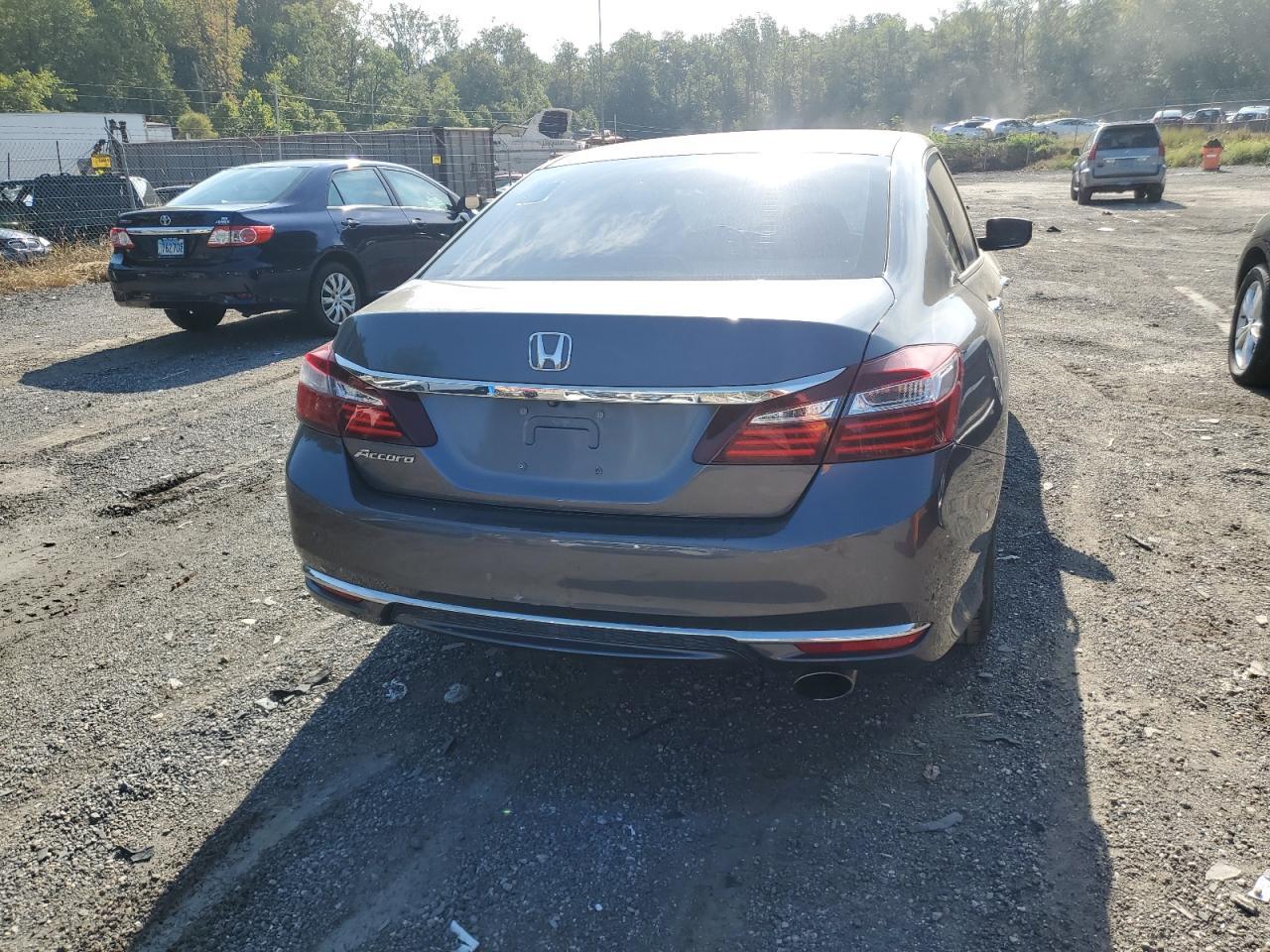 2017 HONDA ACCORD