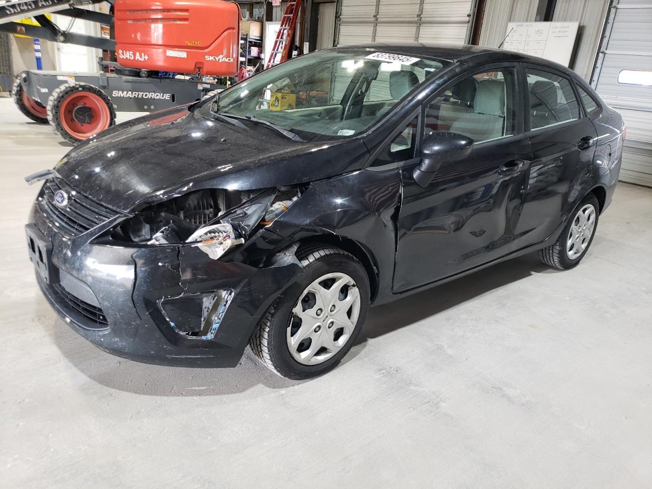 2013 FORD Fiesta