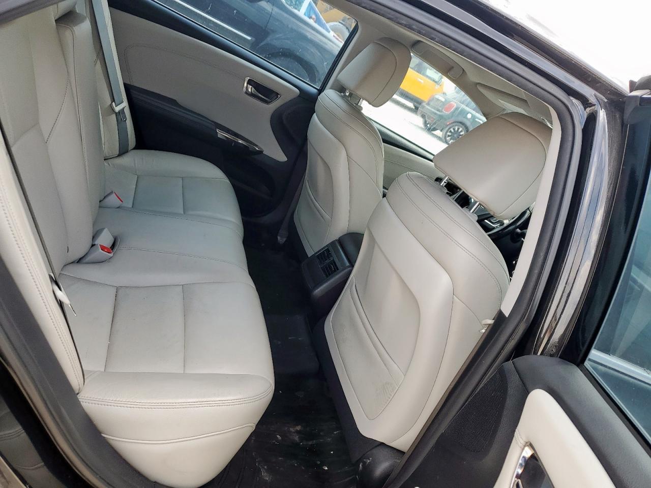 2016 TOYOTA Avalon