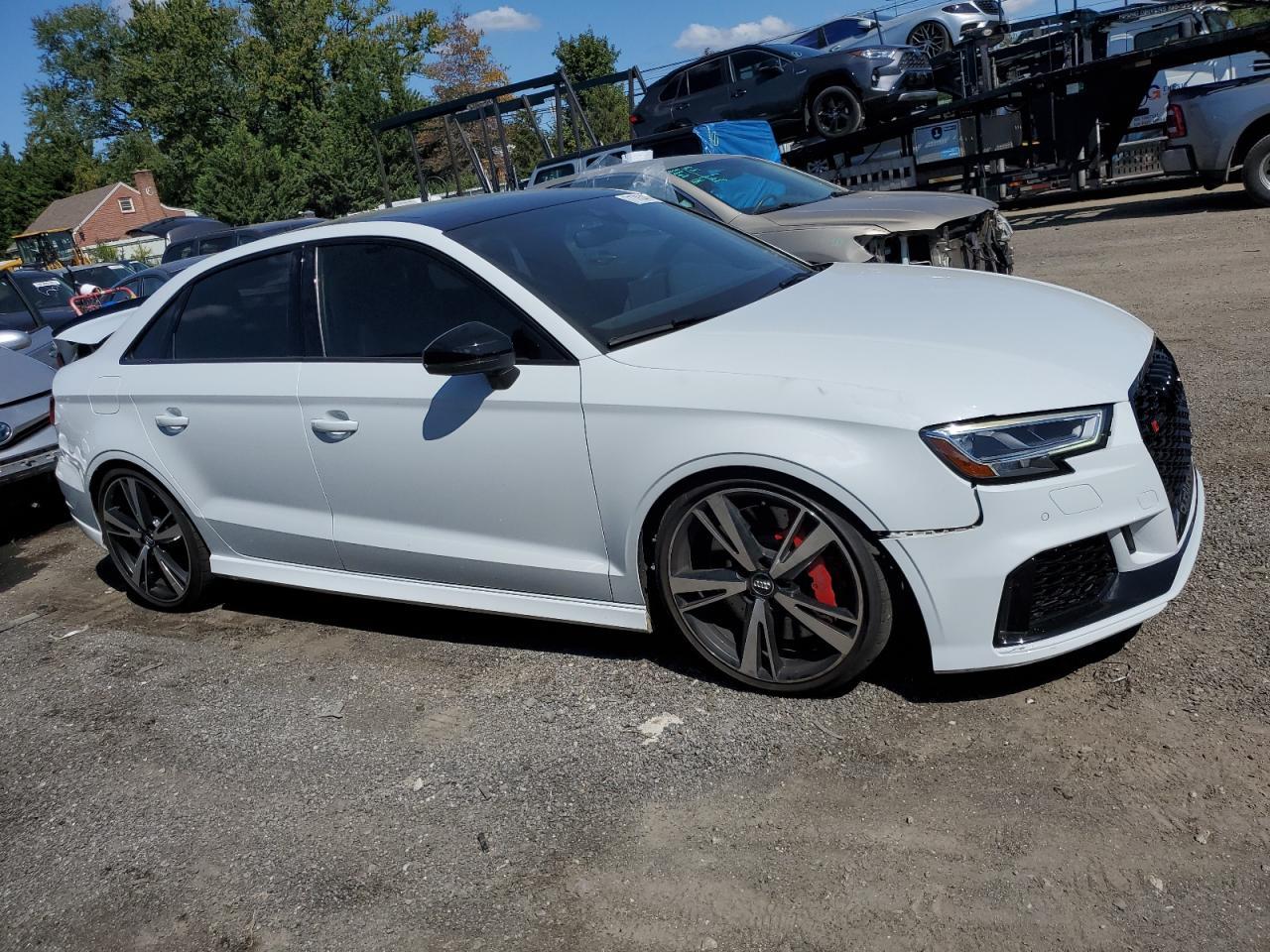 2019 AUDI RS3