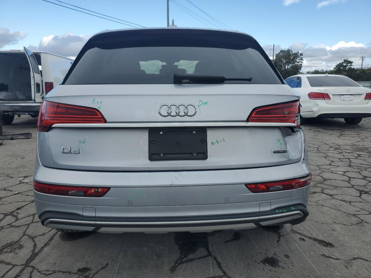 2022 AUDI Q5