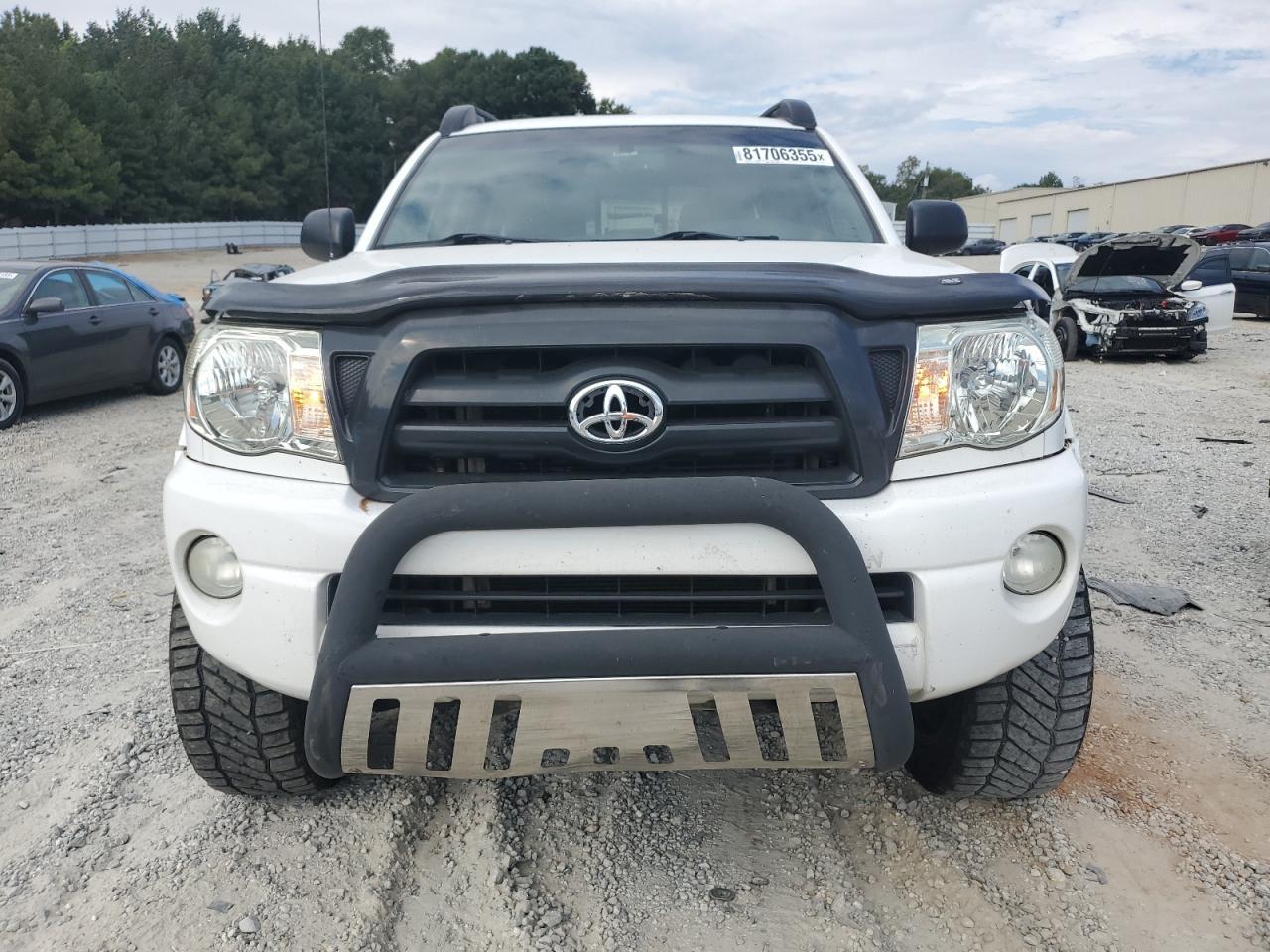 2011 TOYOTA TACOMA