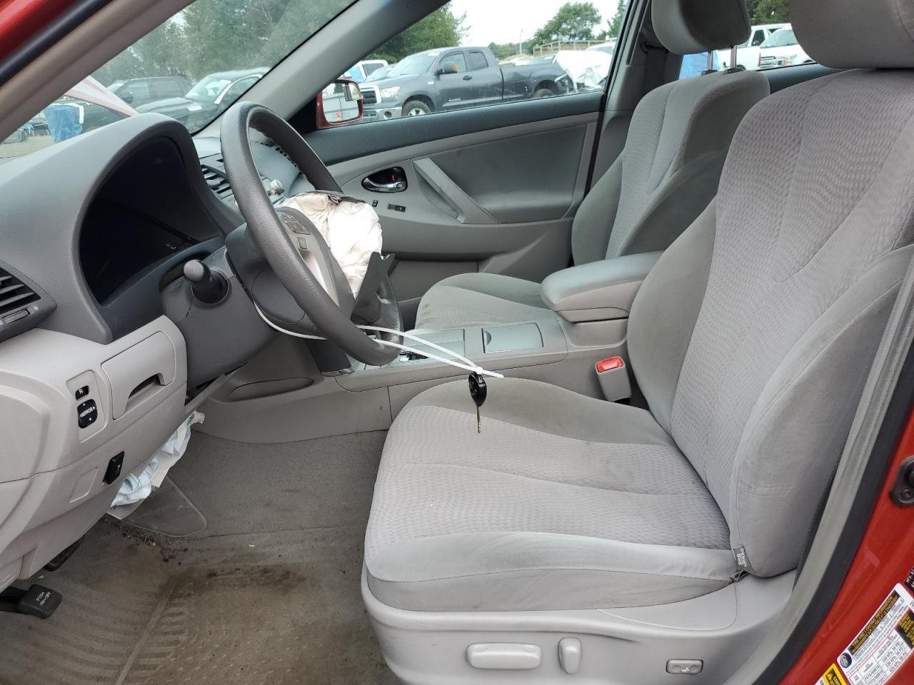 2011 TOYOTA CAMRY