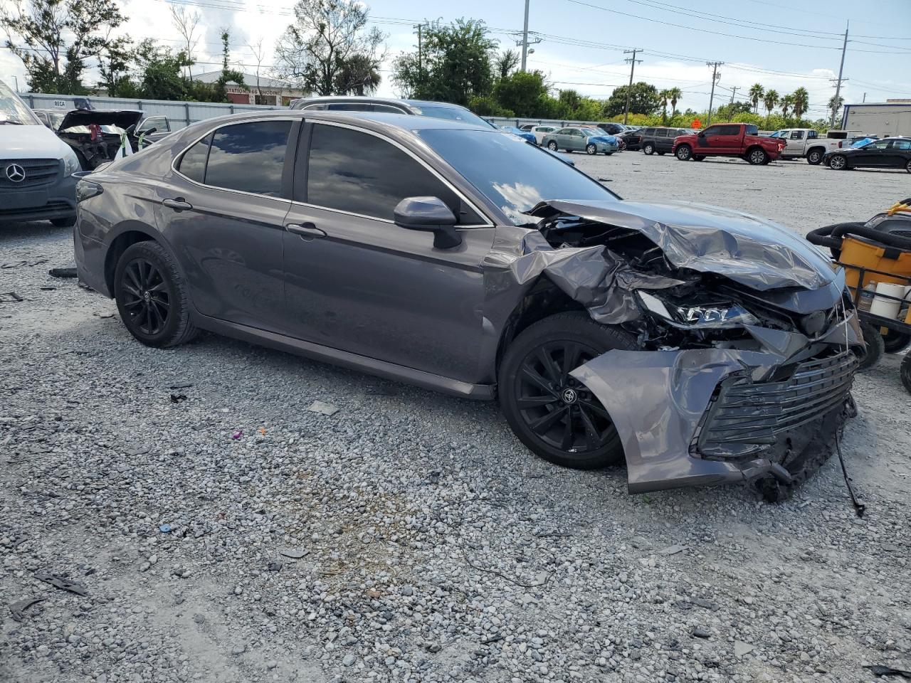 2022 TOYOTA CAMRY