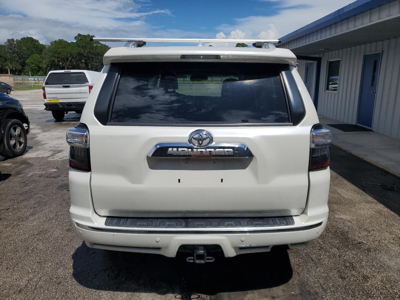 2014 TOYOTA 4Runner