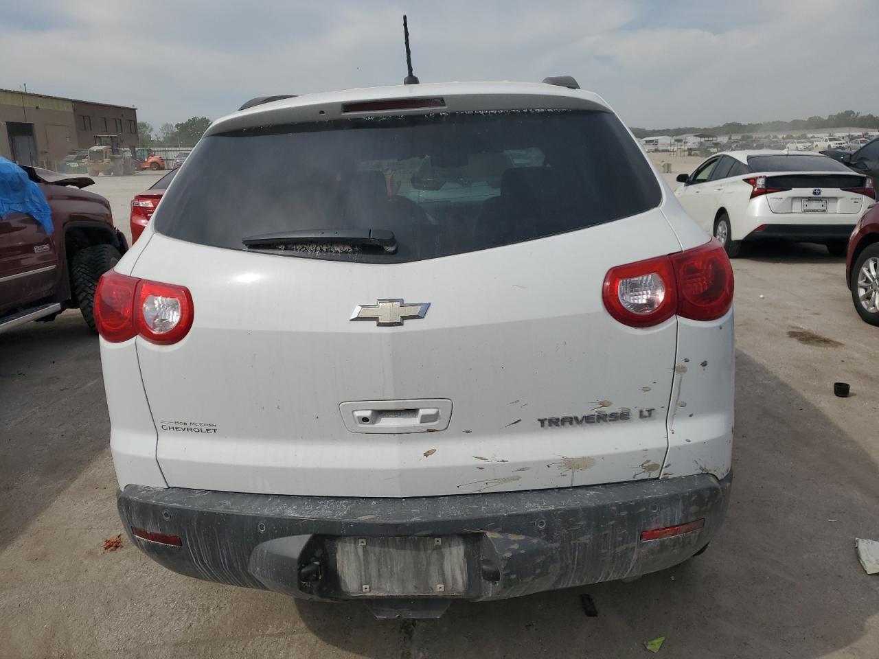 2010 CHEVROLET TRAVERSE