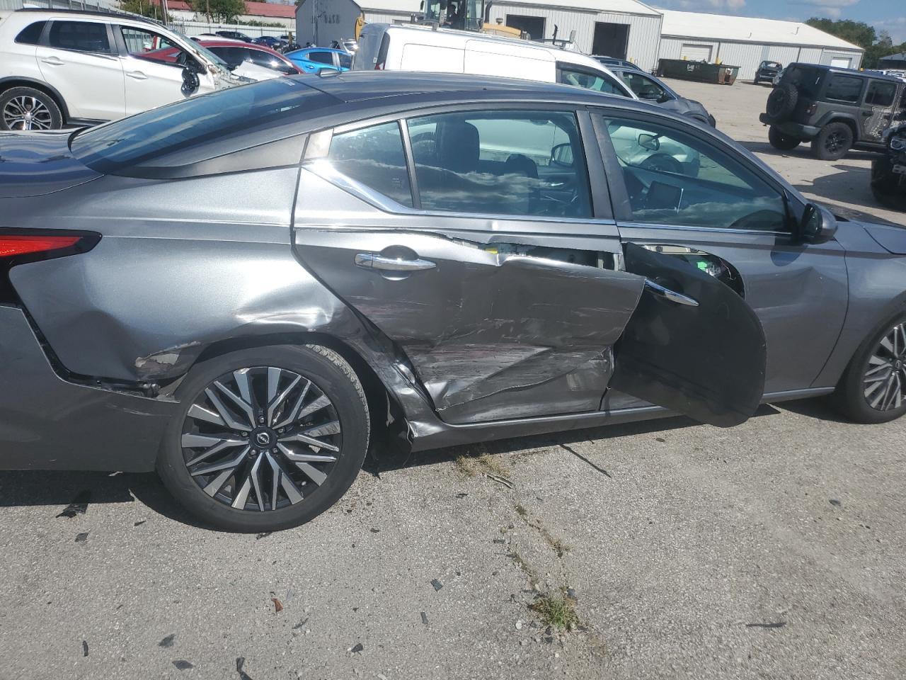 2023 NISSAN ALTIMA