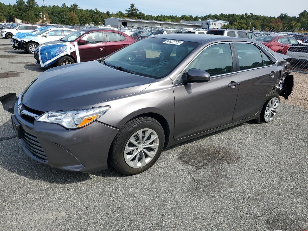 2017 TOYOTA CAMRY