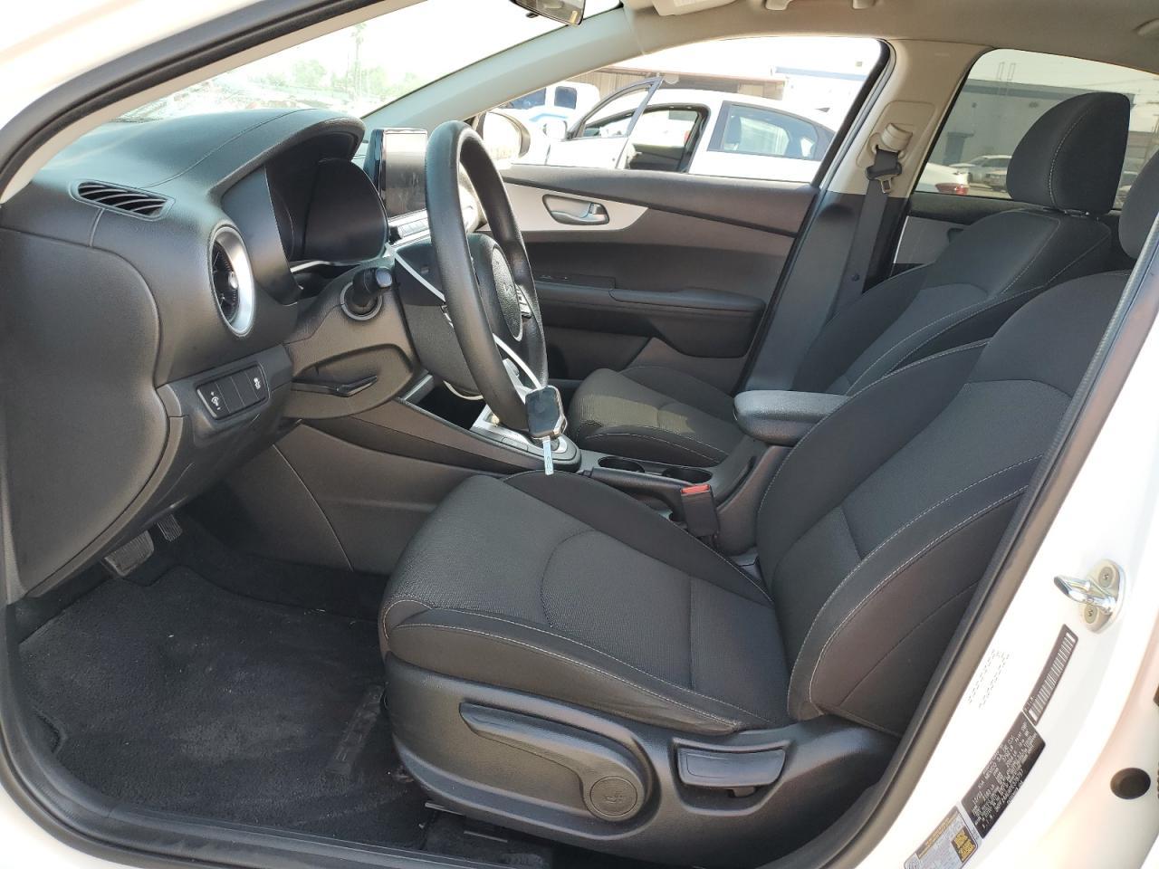 2023 KIA FORTE