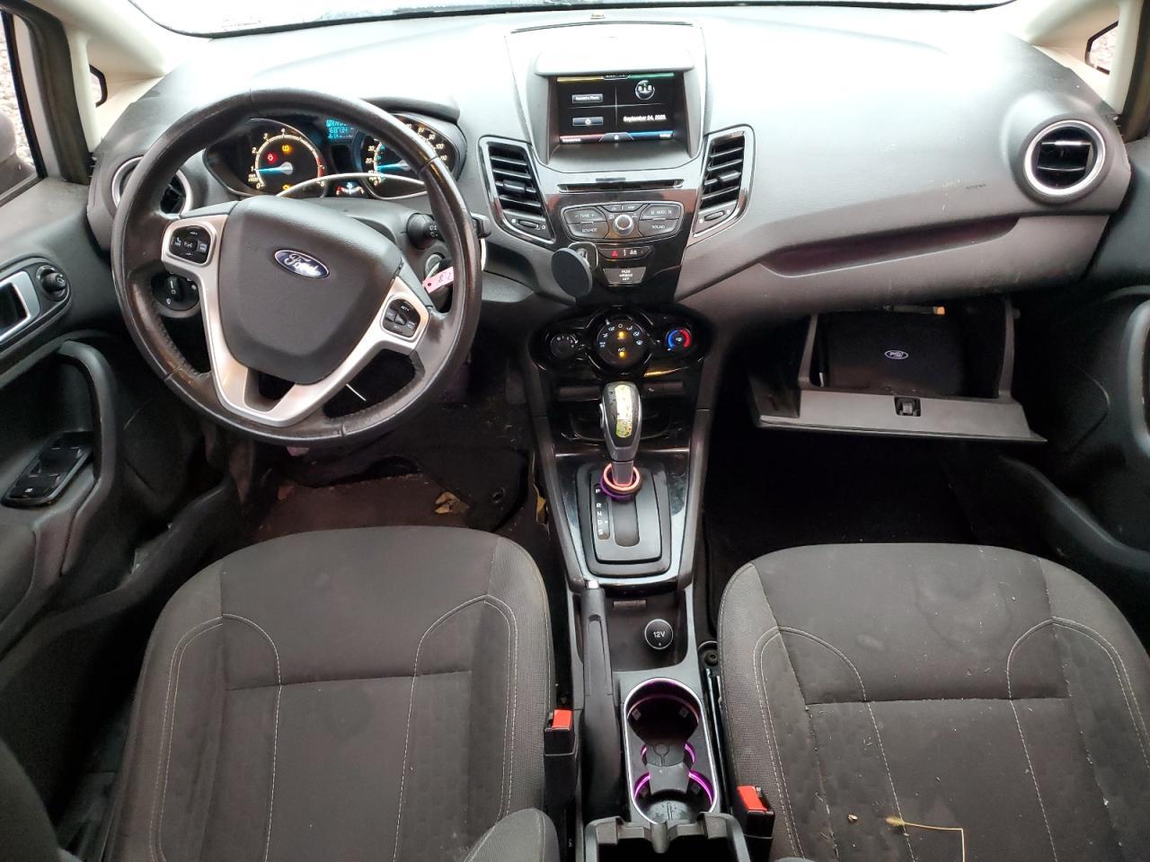 2014 FORD Fiesta