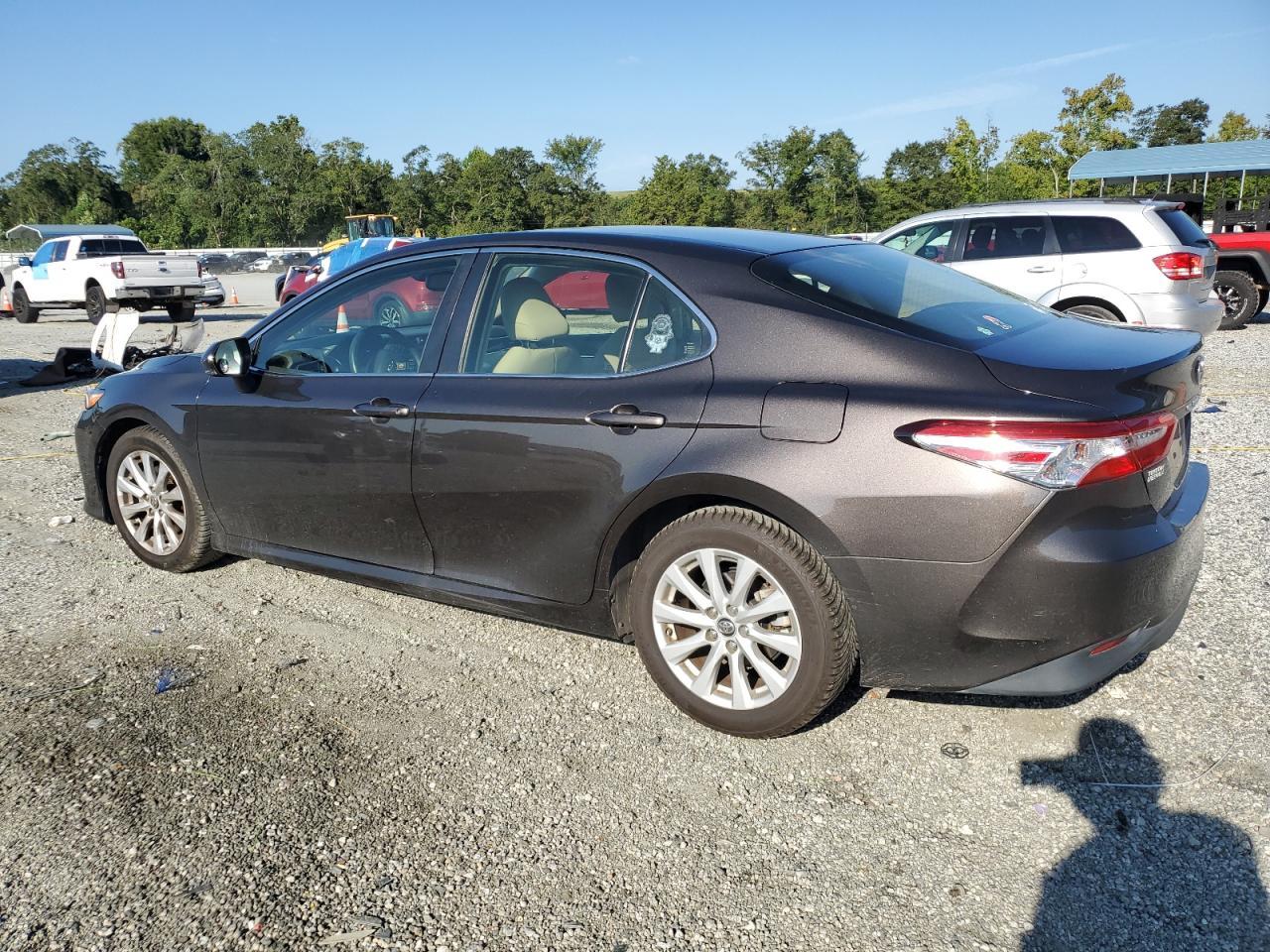 2018 TOYOTA CAMRY