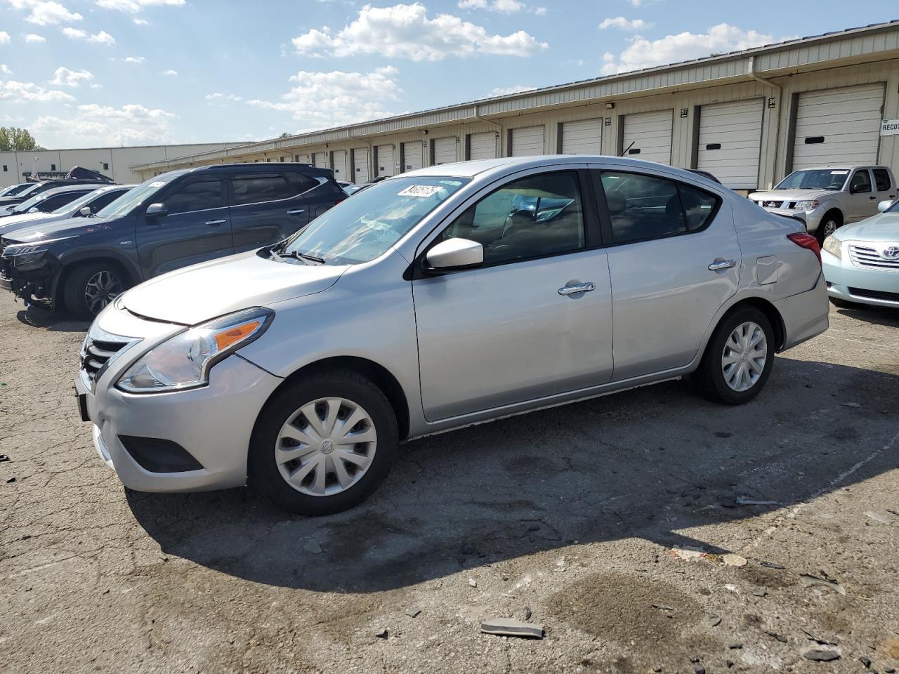 2018 NISSAN VERSA
