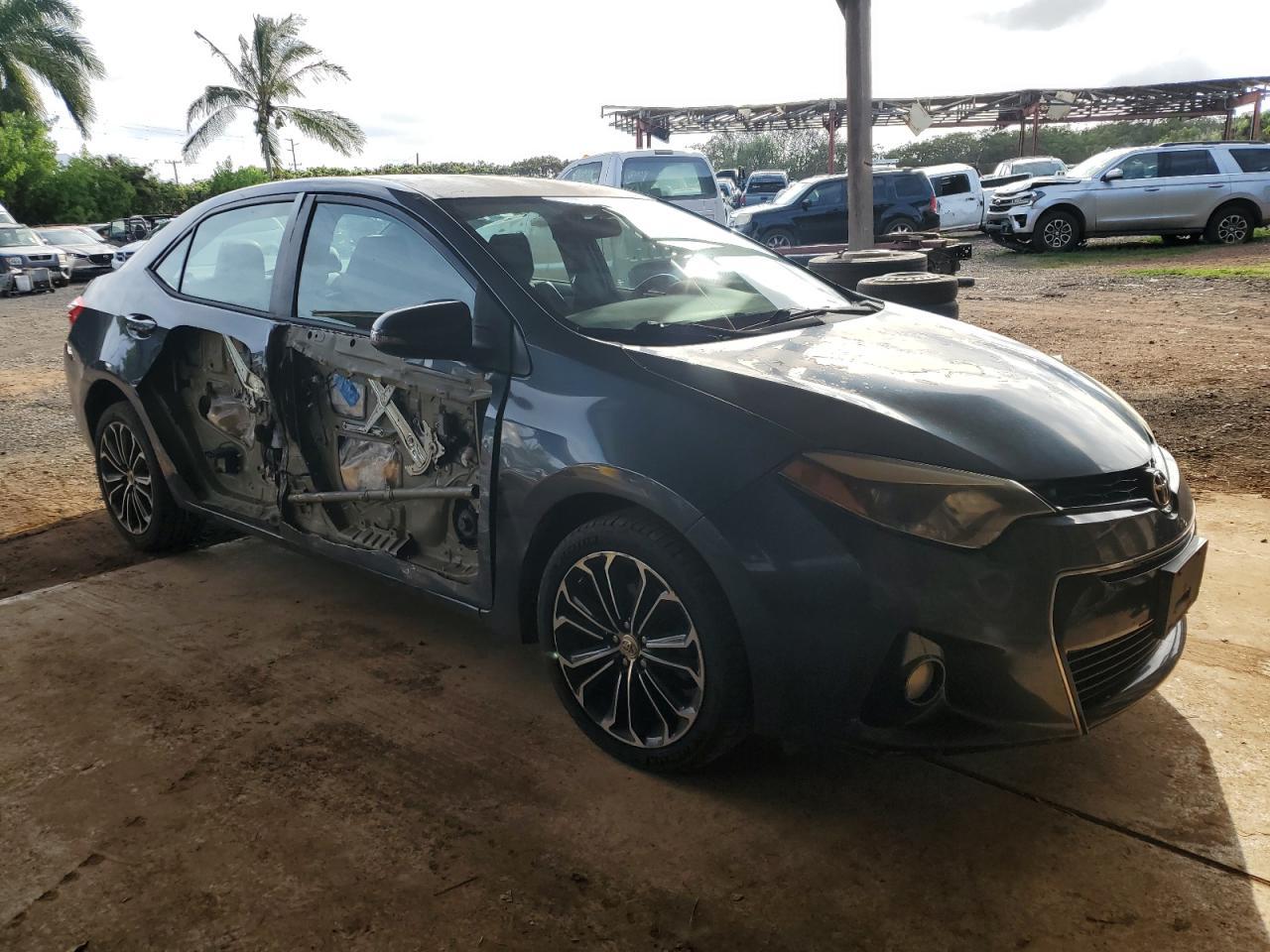 2015 TOYOTA COROLLA