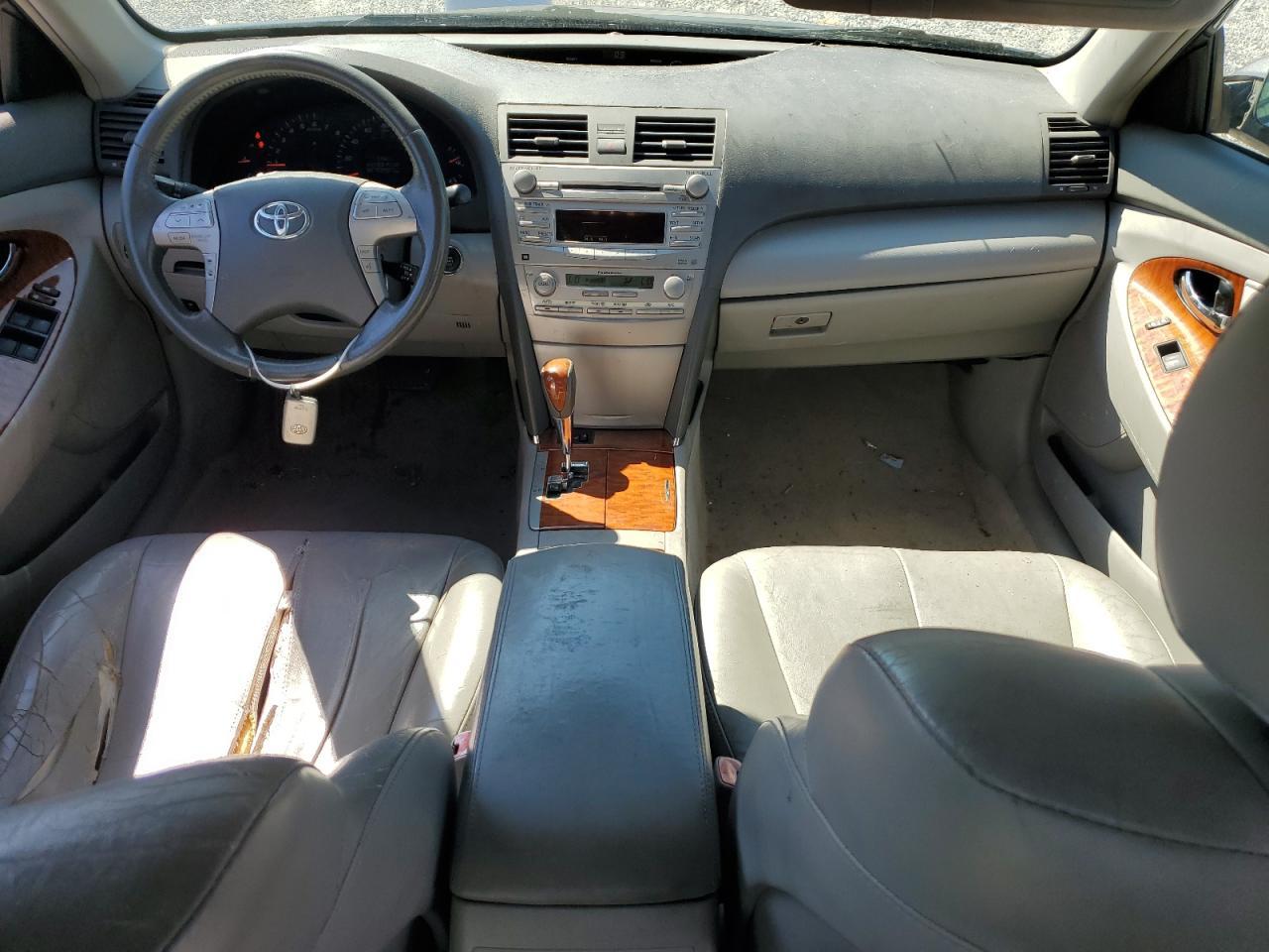 2010 TOYOTA CAMRY