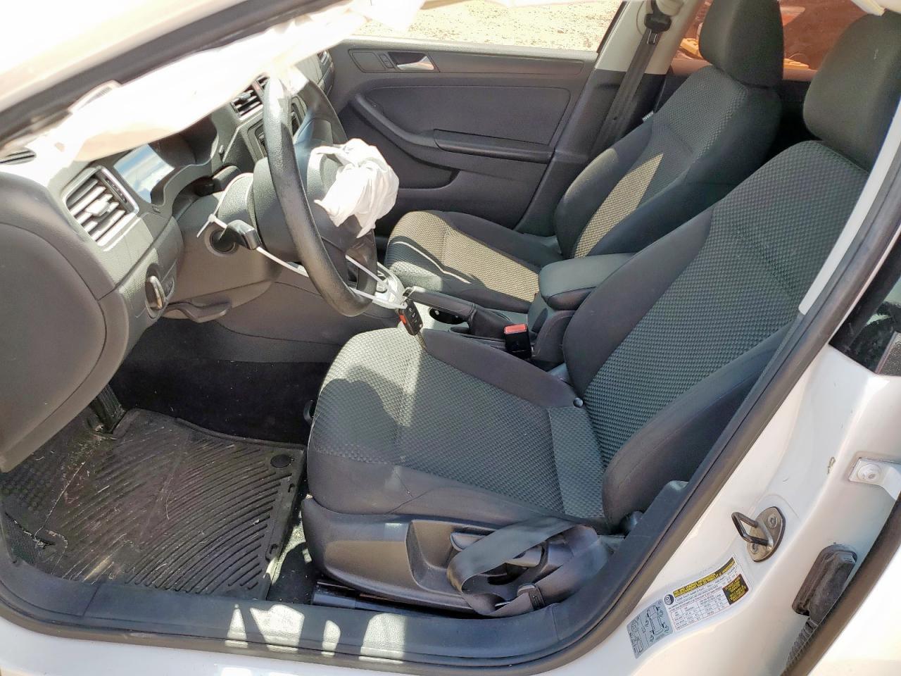 2014 VOLKSWAGEN JETTA