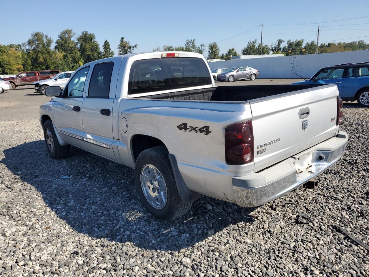 2005 DODGE Dakota