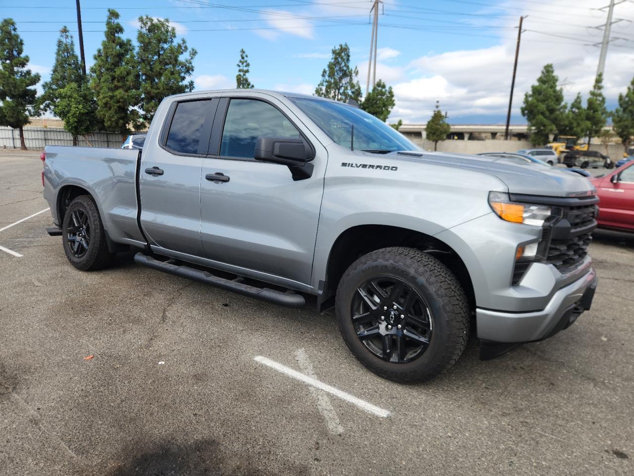 2025 CHEVROLET Silverado