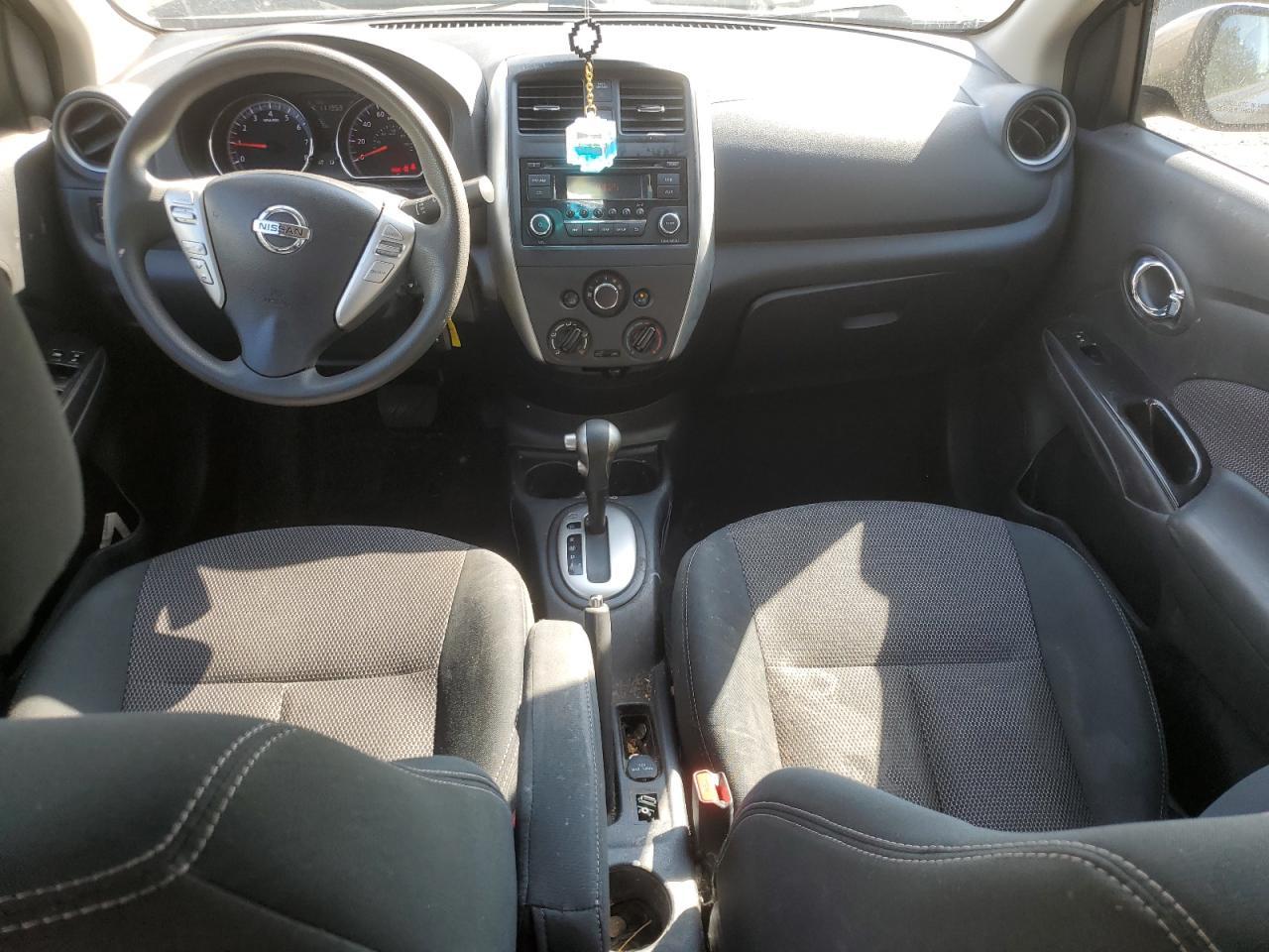 2015 NISSAN VERSA