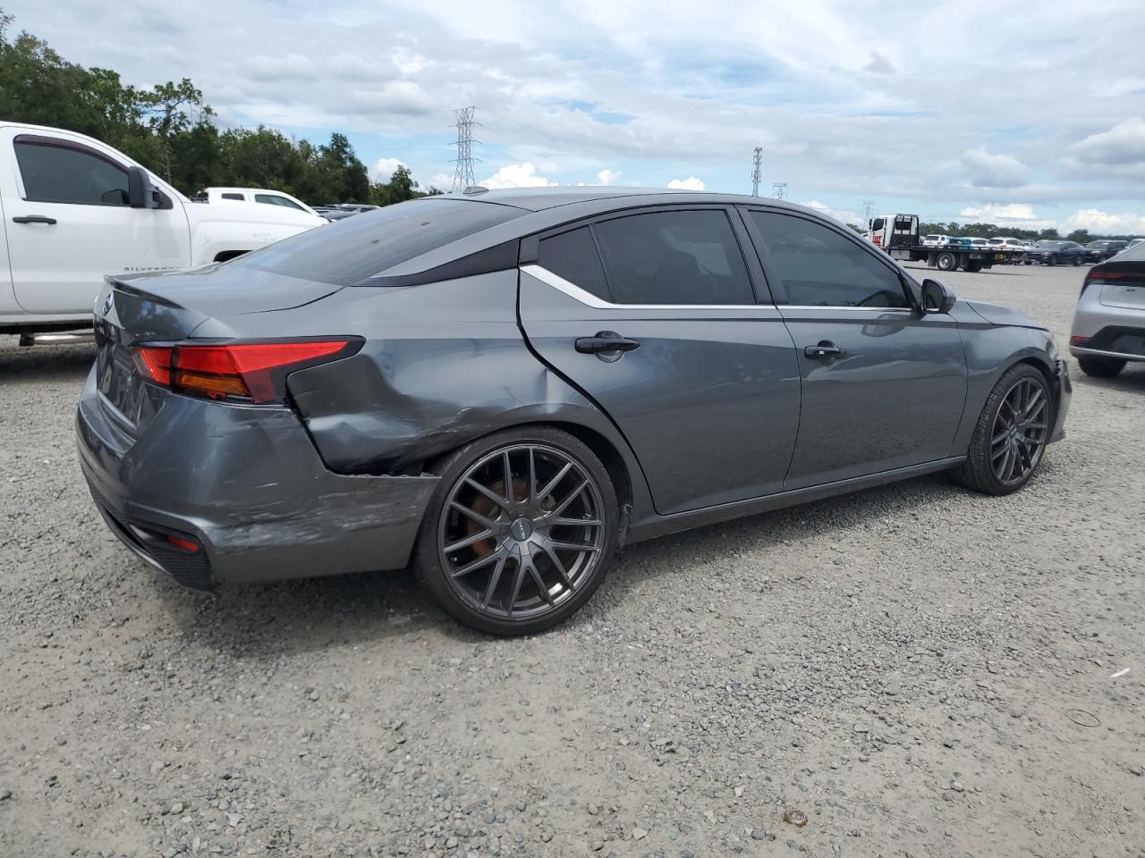 2019 NISSAN ALTIMA