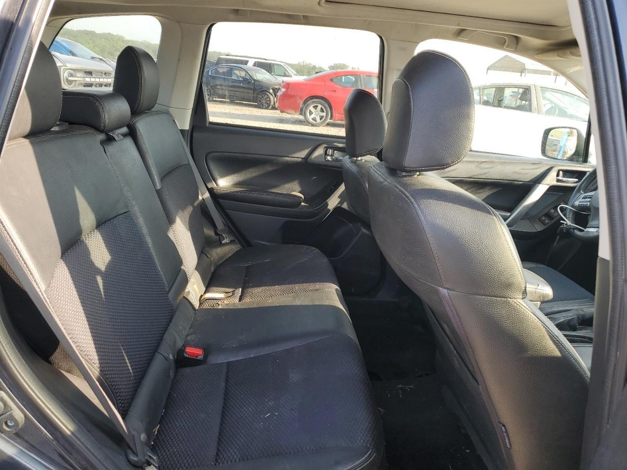 2015 SUBARU FORESTER