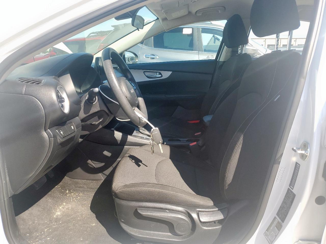 2023 KIA FORTE