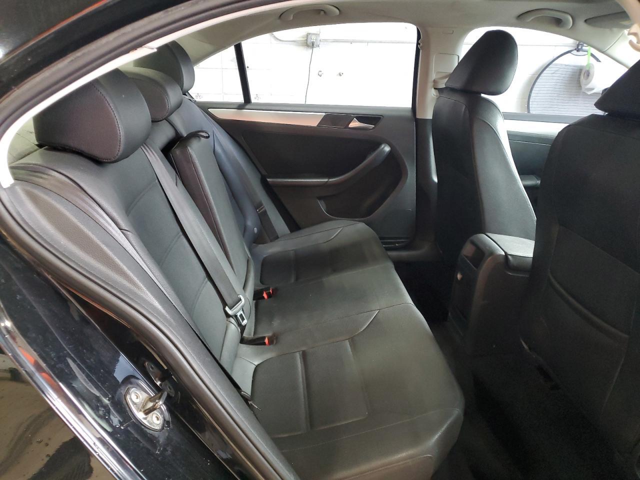 2012 VOLKSWAGEN JETTA