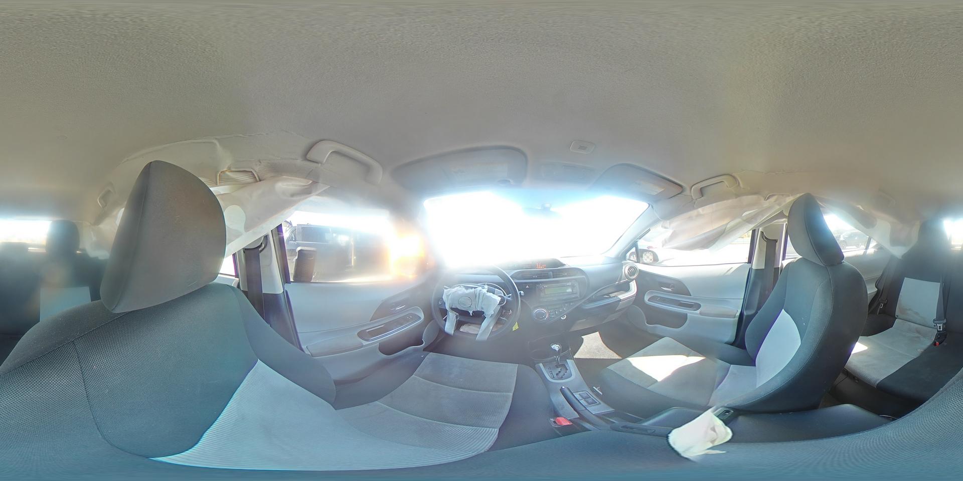 2013 TOYOTA Prius c