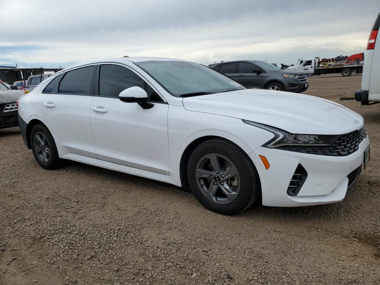 2022 KIA K5