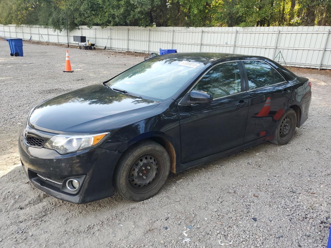 2014 TOYOTA CAMRY
