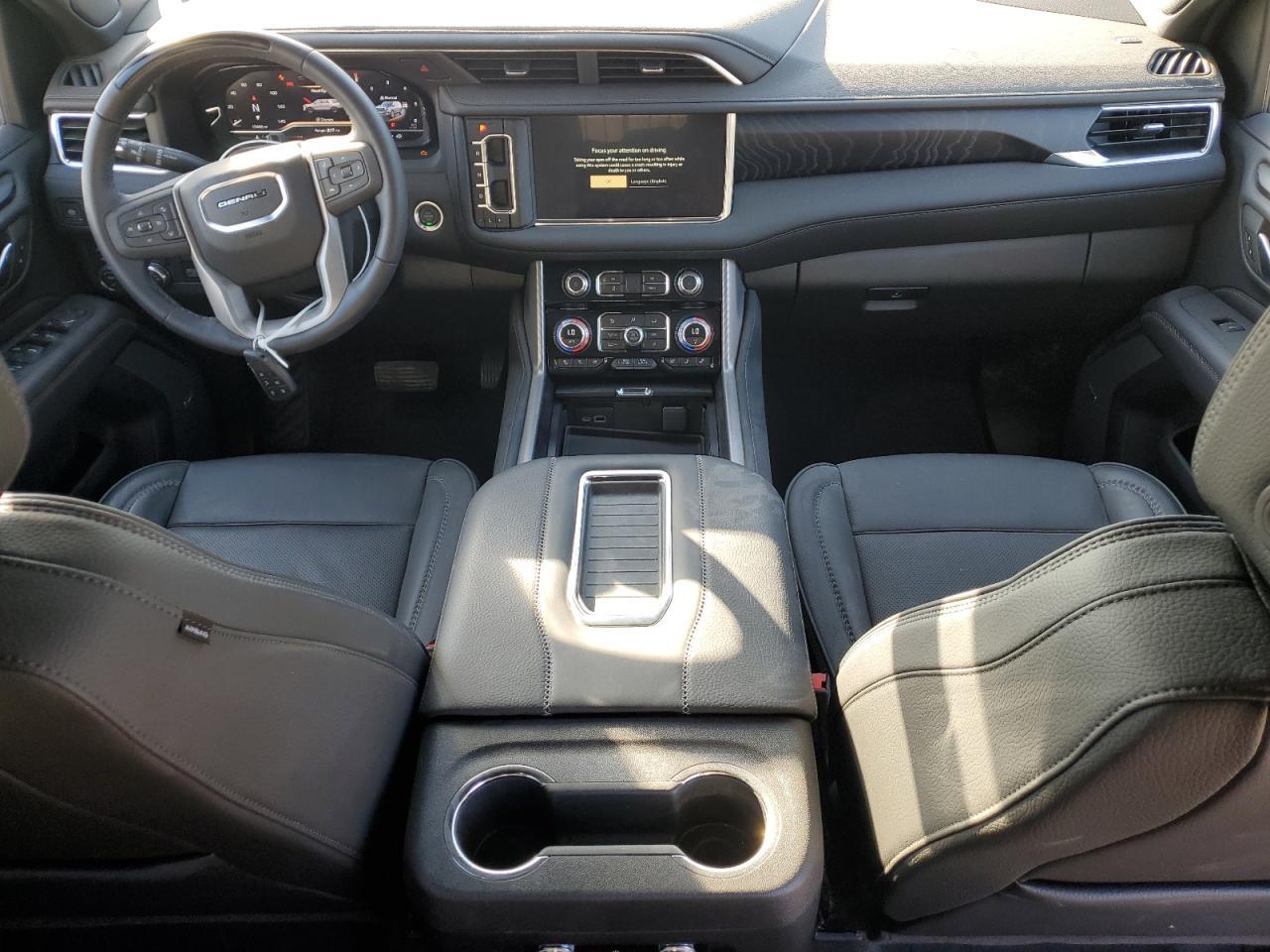 2024 GMC Yukon