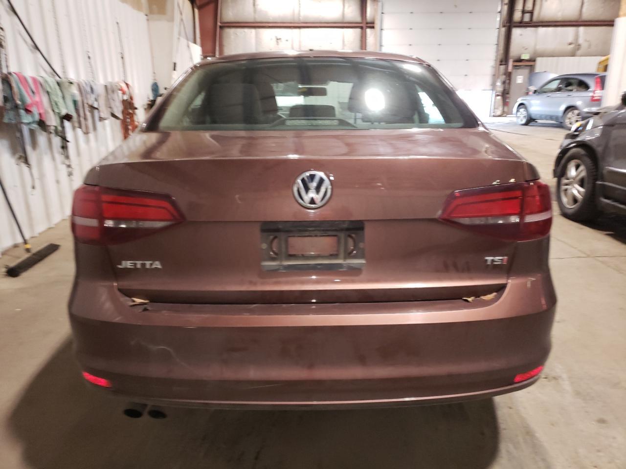 2016 VOLKSWAGEN JETTA