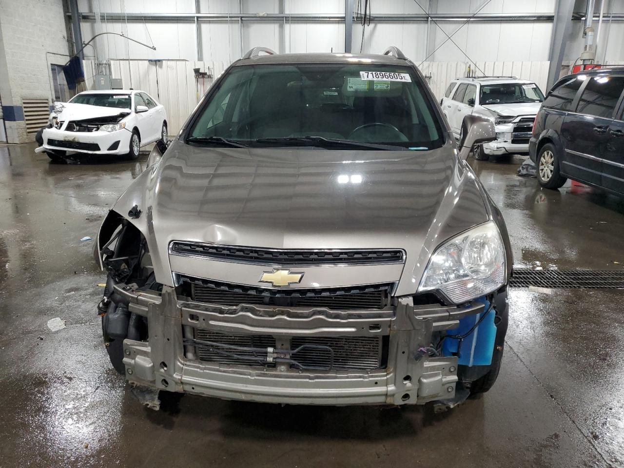 2012 CHEVROLET Captiva