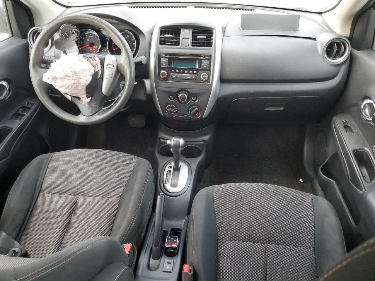 2016 NISSAN VERSA