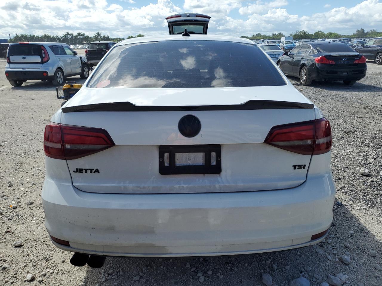 2016 VOLKSWAGEN JETTA