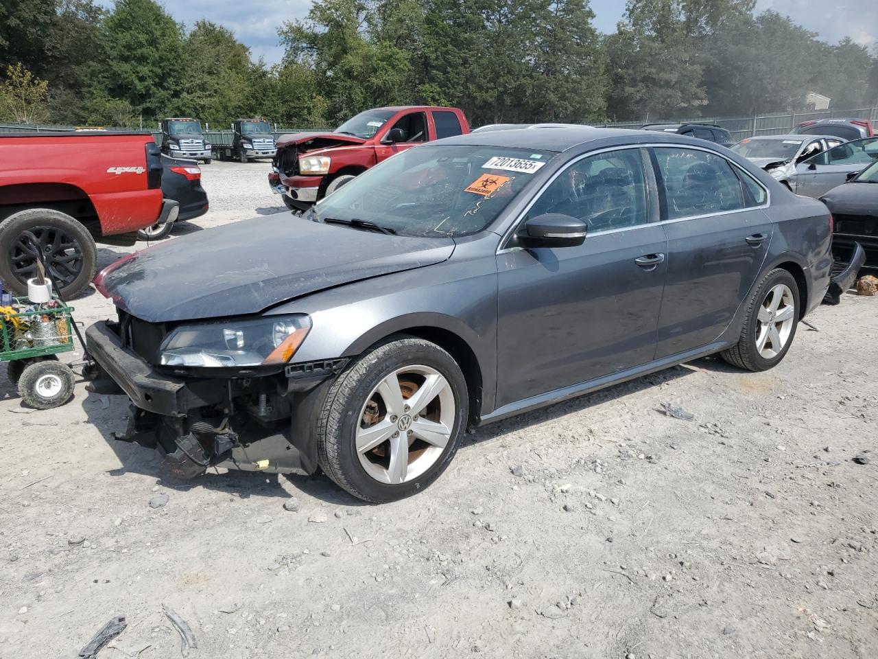 2015 VOLKSWAGEN Passat
