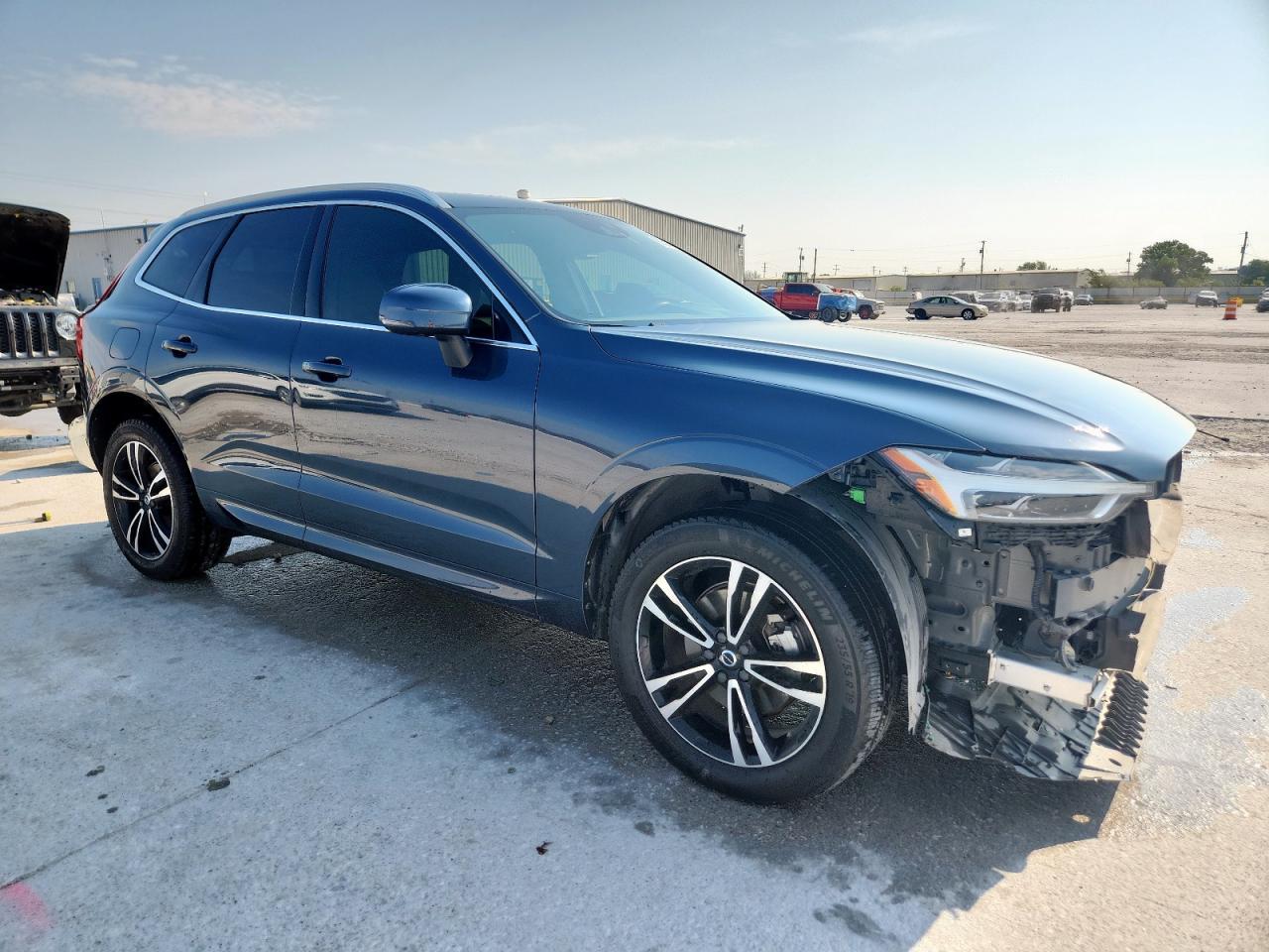 2021 VOLVO XC60