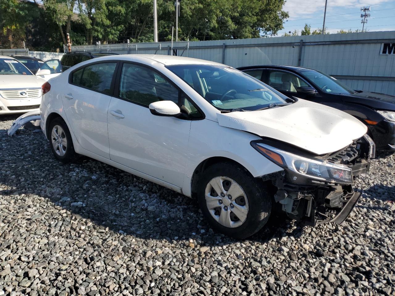 2017 KIA FORTE