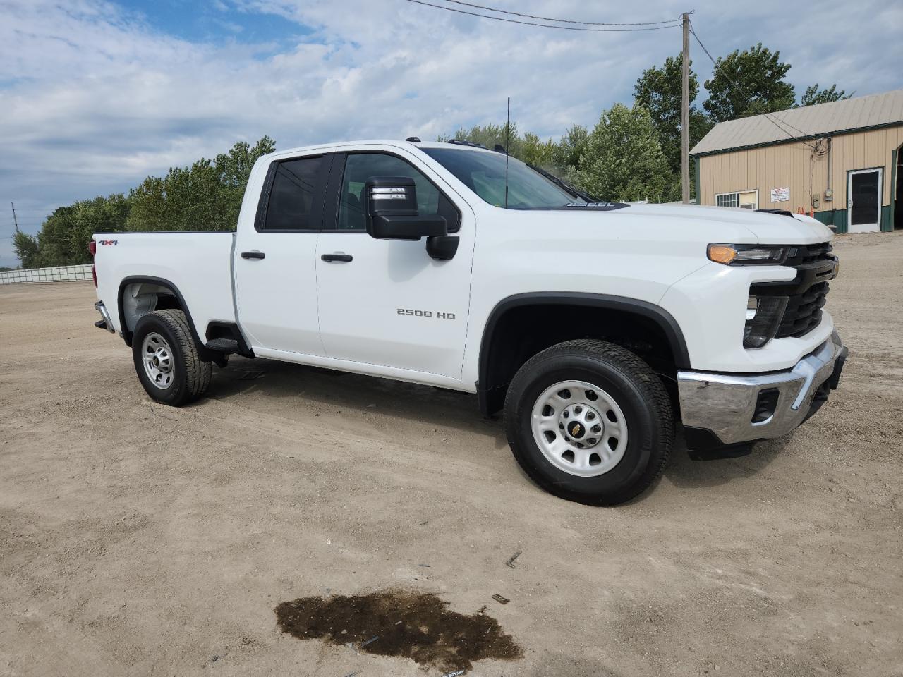 2024 CHEVROLET Silverado