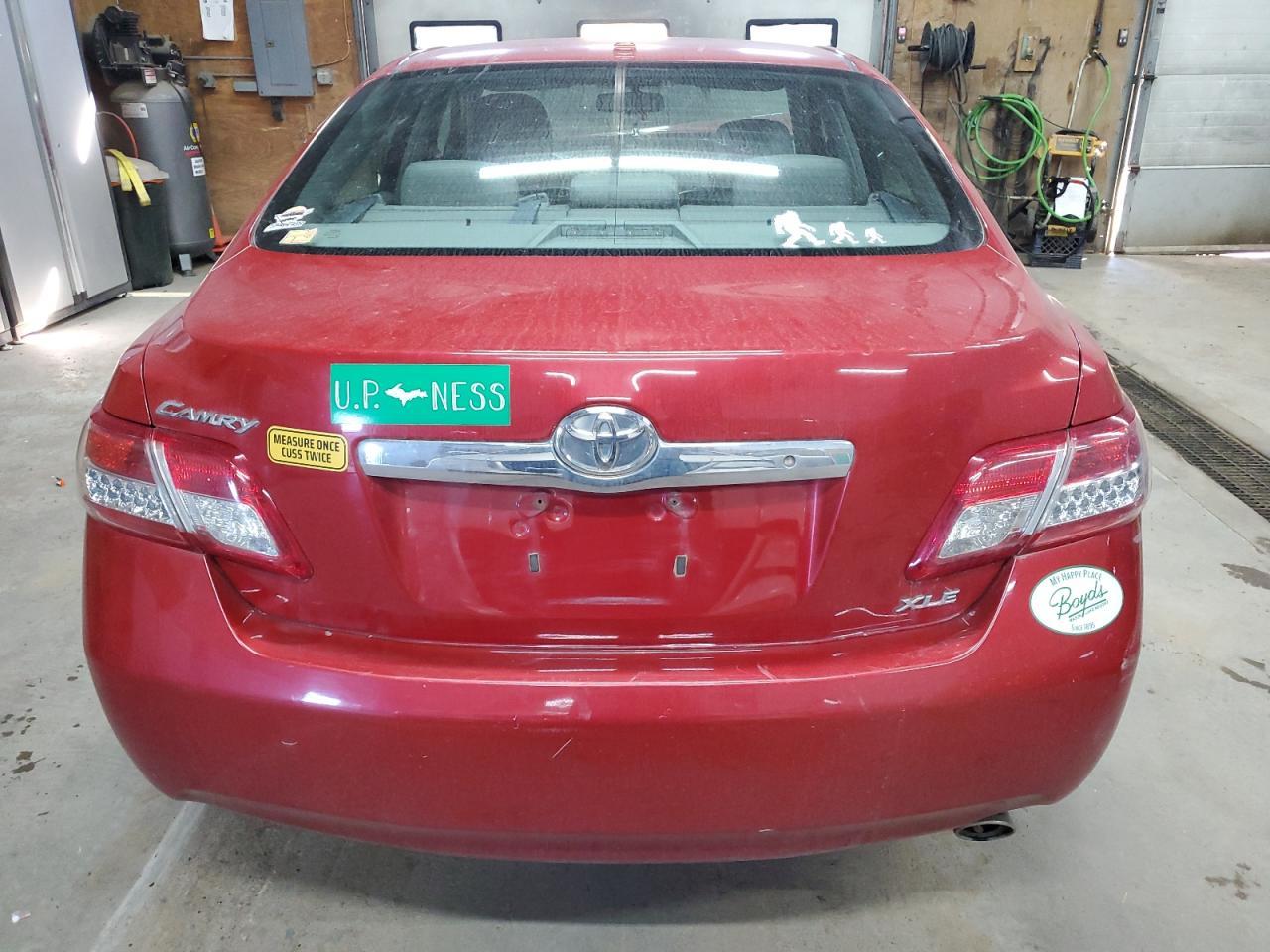 2010 TOYOTA CAMRY