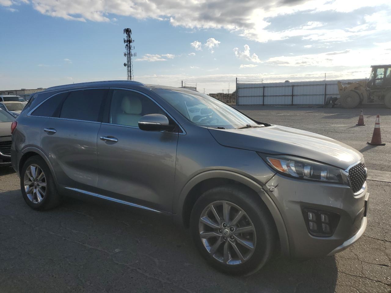 2017 KIA SORENTO