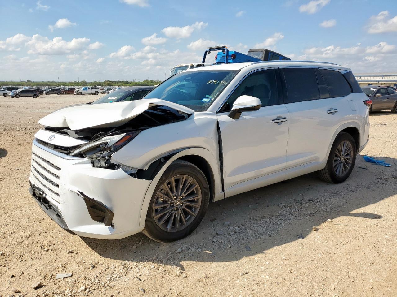 2024 LEXUS Tx